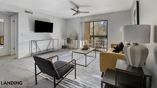 Foto del edificio - 10263 Whispering Forest Dr