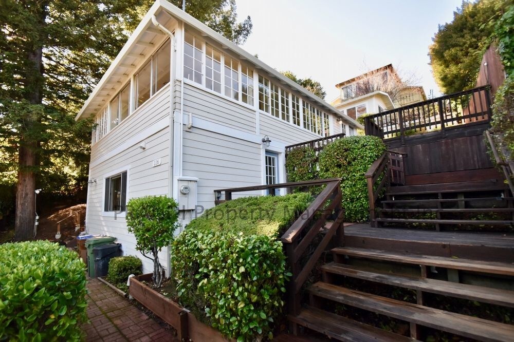 Scenic Corte Madera Home House Rental in Corte Madera, CA