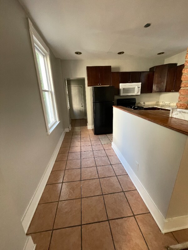 Building Photo - 5729 Govane Ave