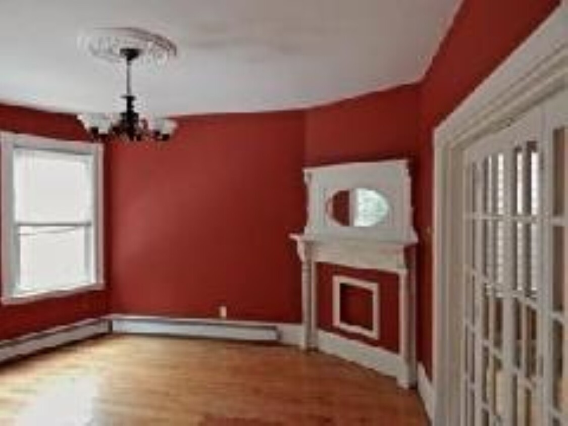 Primary Photo - 16 Fisher Ave