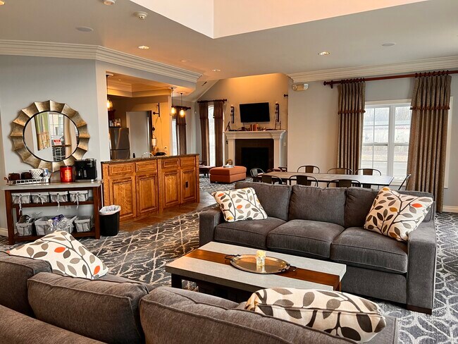 Interior de la casa club - Stratford Place at Brownstown