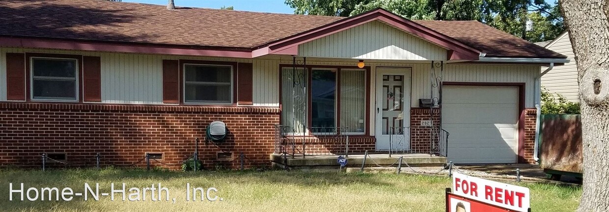 Primary Photo - 3 br, 2 bath House - 2927 S Elizabeth