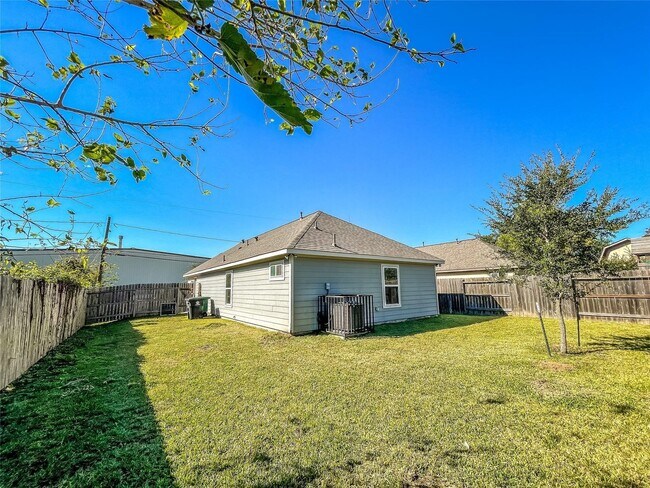Foto del edificio - 8031 Canyon St