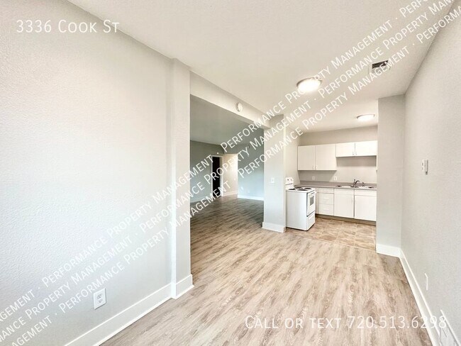 Building Photo - Spacious Lower Level Duplex in Clayton Nei...