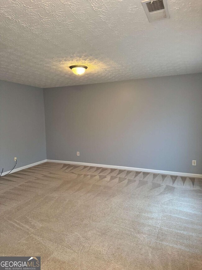 Building Photo - 1754 Grove Way