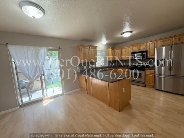 Foto del edificio - No deposit option for qualified renters wi...