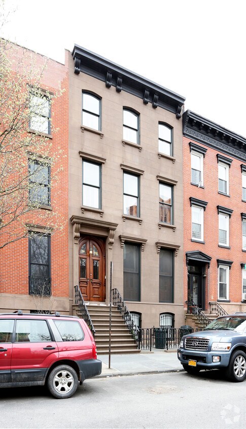 Foto principal - 230 Degraw St