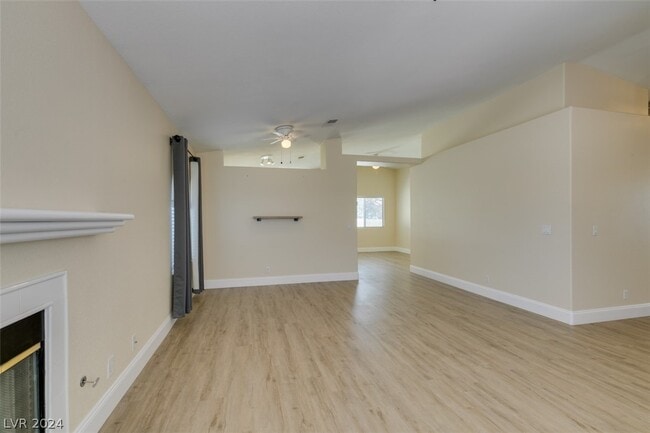 Building Photo - 2325 Ramsgate Dr