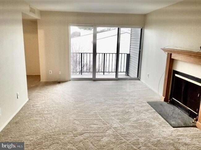 Building Photo - 112 Duvall Ln