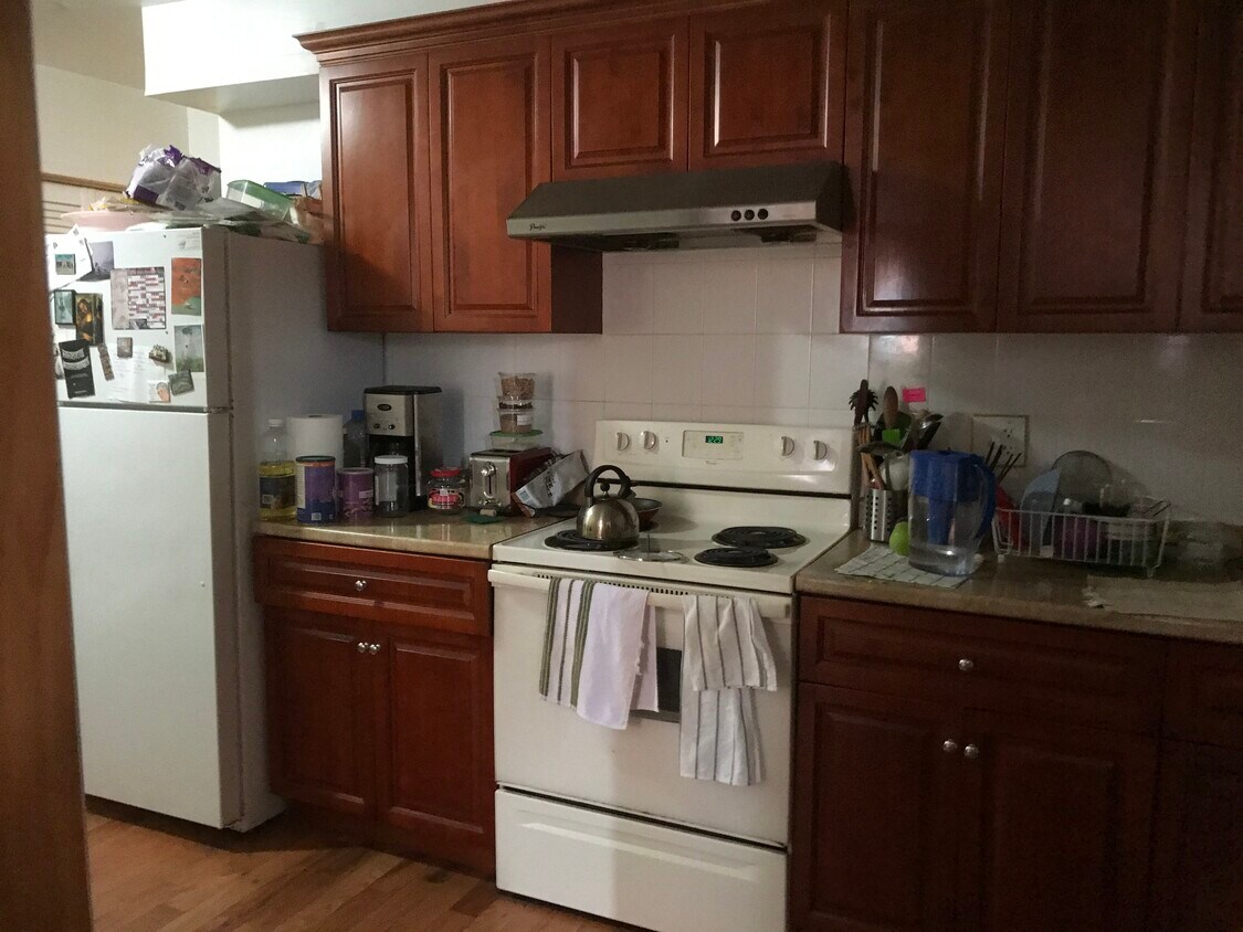 Primary Photo - 214 N 10th St