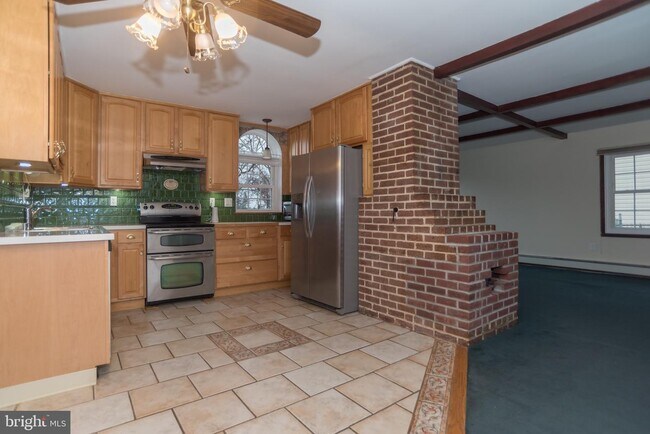 Foto del edificio - 346 Thornridge Dr