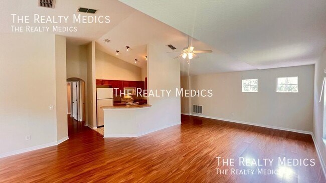 Foto del edificio - Discover Serenity at 3BD/2BA 3658 Oakdale:...