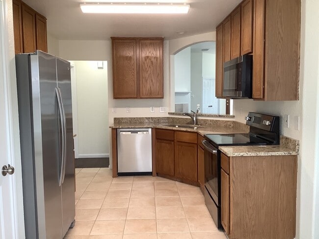 Building Photo - 3709 Breckenridge Dr