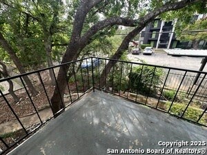 Foto del edificio - 11610 Vance Jackson Rd