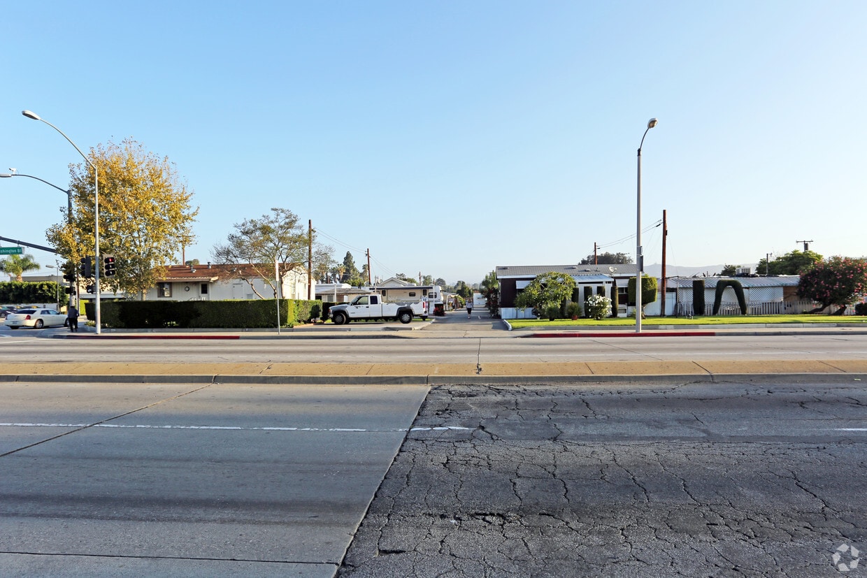 Foto del edificio - Hacienda Mobile Home Park