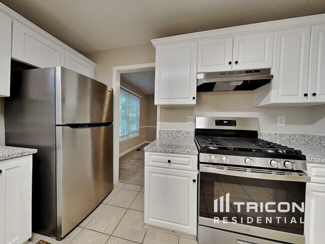 Foto del edificio - 47 Oak Ln