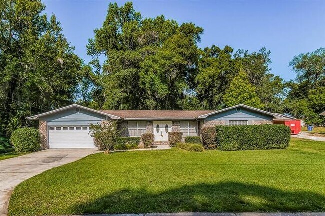 Foto del edificio - 1950 Holly Oaks Ravine Dr