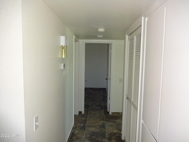 Foto del edificio - 9930 W Oak Ridge Dr