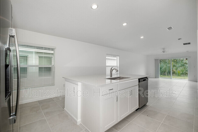 Building Photo - 1515 Diablo Cir SW