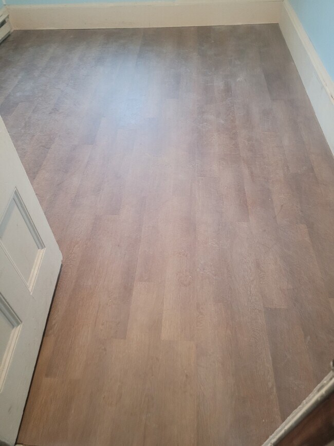 Se completó la renovación del tercer dormitorio nuevo - 131 West St