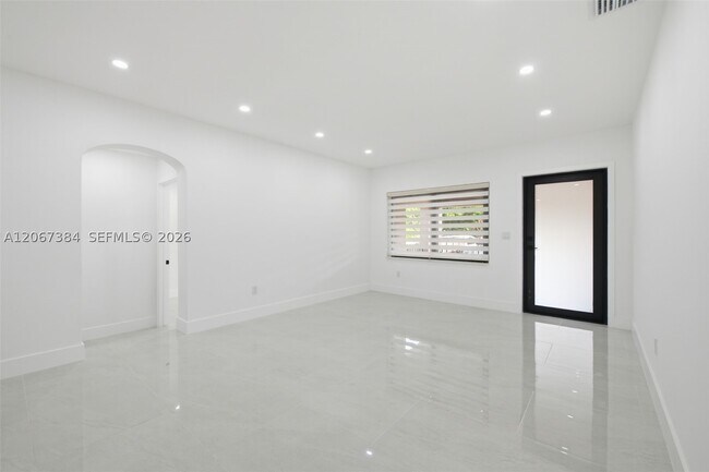 Foto del edificio - 5000 SW 5th St
