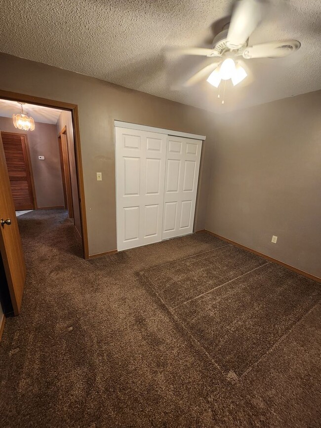 Foto del edificio - 1005 W Cherry St