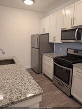 Building Photo - 687 Ocean Ave