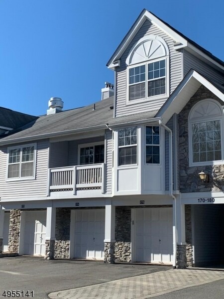 Foto principal - 176 Whisper Way E