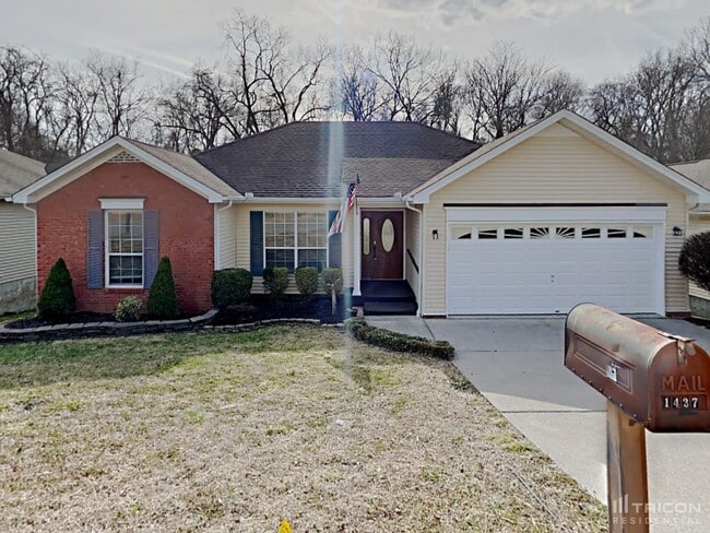 Building Photo - 1437 Aaronwood Dr