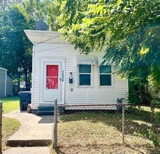 Building Photo - 2536 St Cecilia St