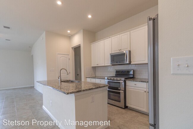 Foto del edificio - 3 br, 2 bath House - 2924 Barbed Wire St