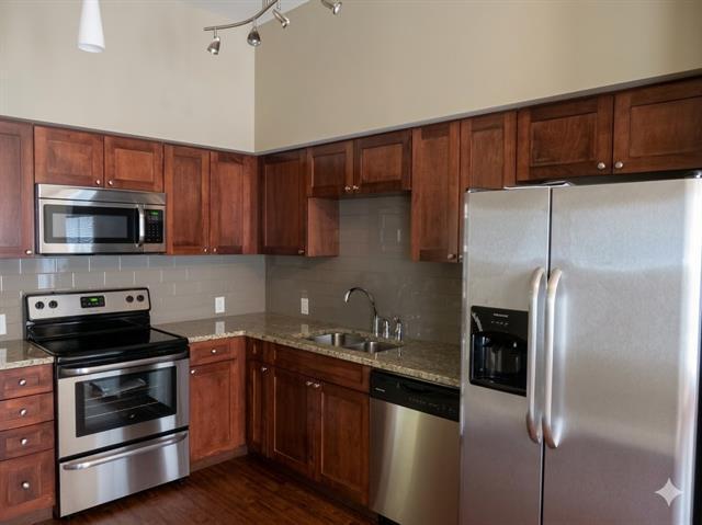 Foto del edificio - 928 Travis Ave