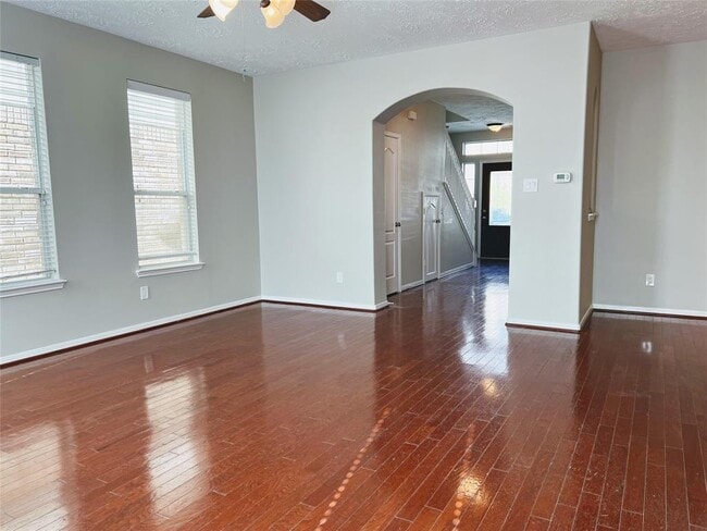 Building Photo - 7415 Hollister Ridge