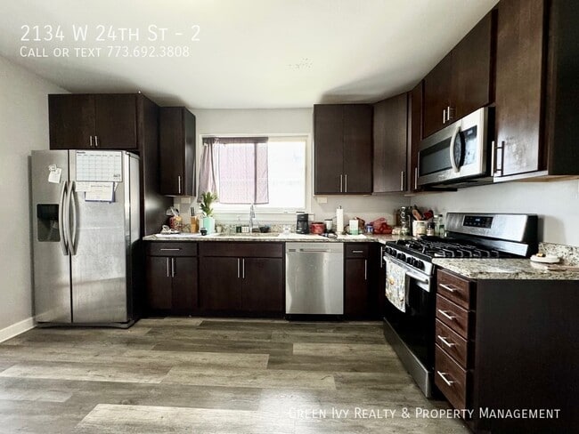 Foto del edificio - 2134 W 24th St