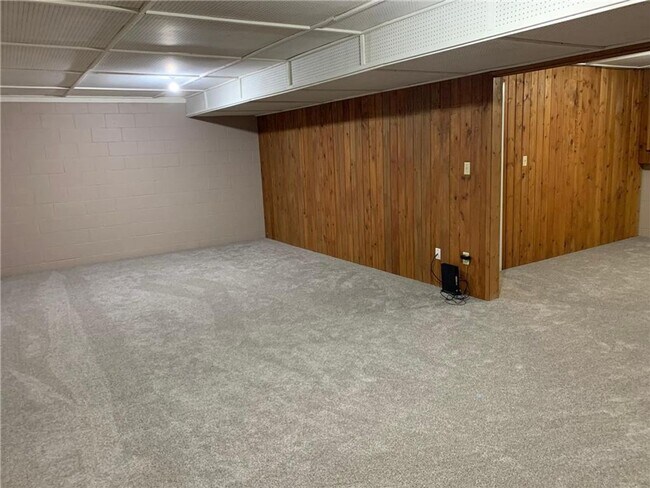 Foto del edificio - 4 Bedrooms, 2 Bathrooms Single Family Home in Baxter, MN 2 car garage, on a large corner lot