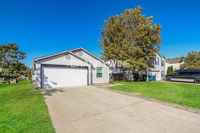 Foto del edificio - 944 Streamside Dr