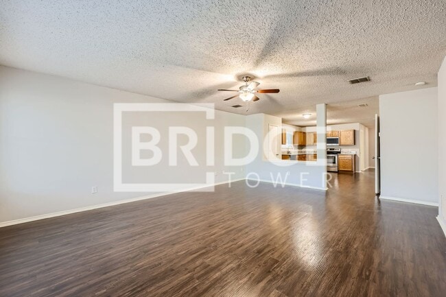 Building Photo - 2817 McIntosh Ct