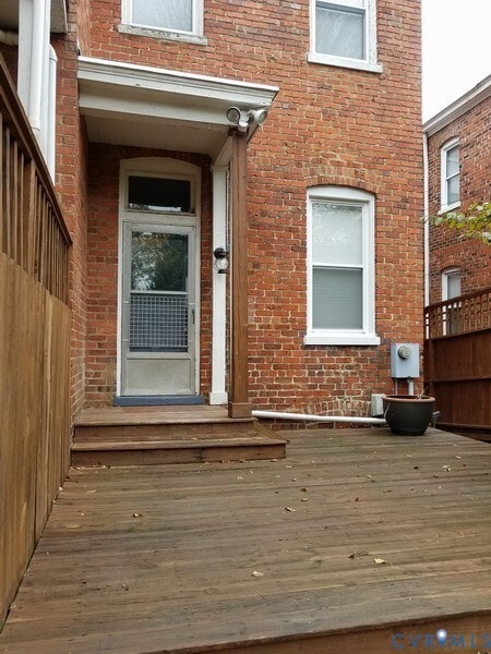 Foto del edificio - 416 Strawberry St