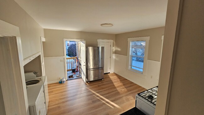 Foto del edificio - 244 Notre Dame Ave