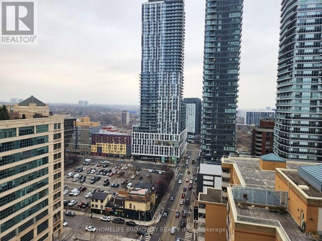 Building Photo - 100 Dalhousie St