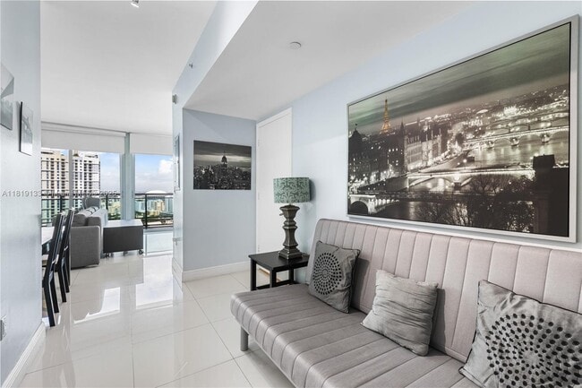 Building Photo - 350 S Miami Ave