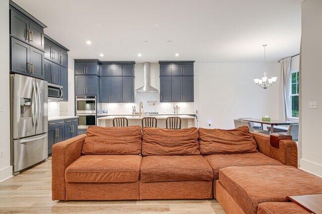 Foto del edificio - 18120 Moss Gdn Rd