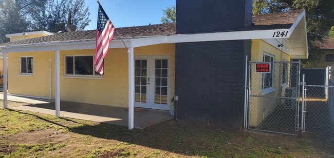 Building Photo - 1241 Marshall Rd