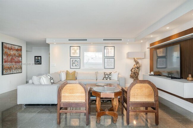 Foto del edificio - 881 Ocean Dr