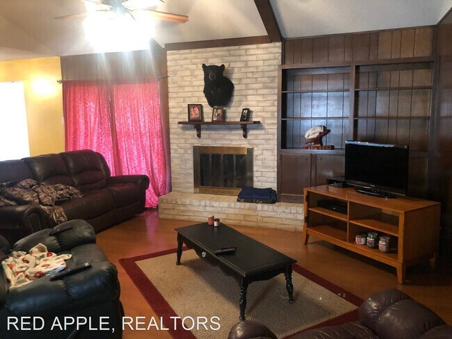 Building Photo - 3 br, 2 bath House - 35 Shepherd Cove