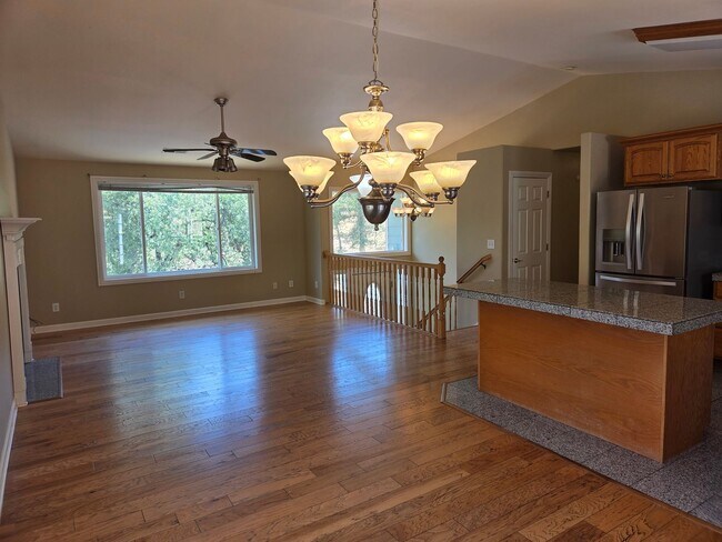 Foto del edificio - 20800 W Willow Springs Dr