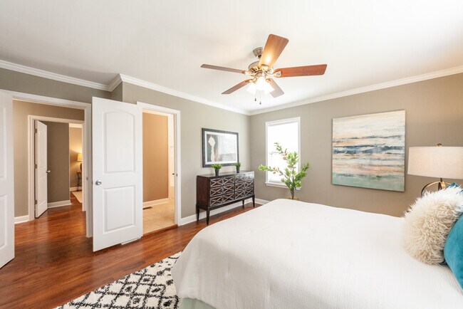 Foto del edificio - 833 Grove St