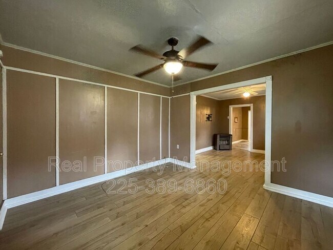 Foto del edificio - 37363 Cornerview Rd