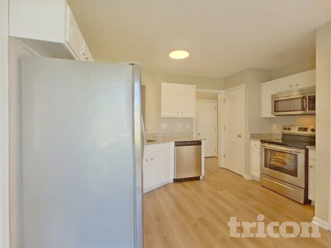 Foto del edificio - 929 Corvus Ct