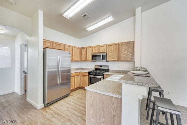 Foto del edificio - 2572 Land Rush Dr